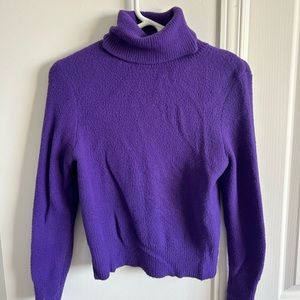 VERY SOFT PURPLE TURTLENECK